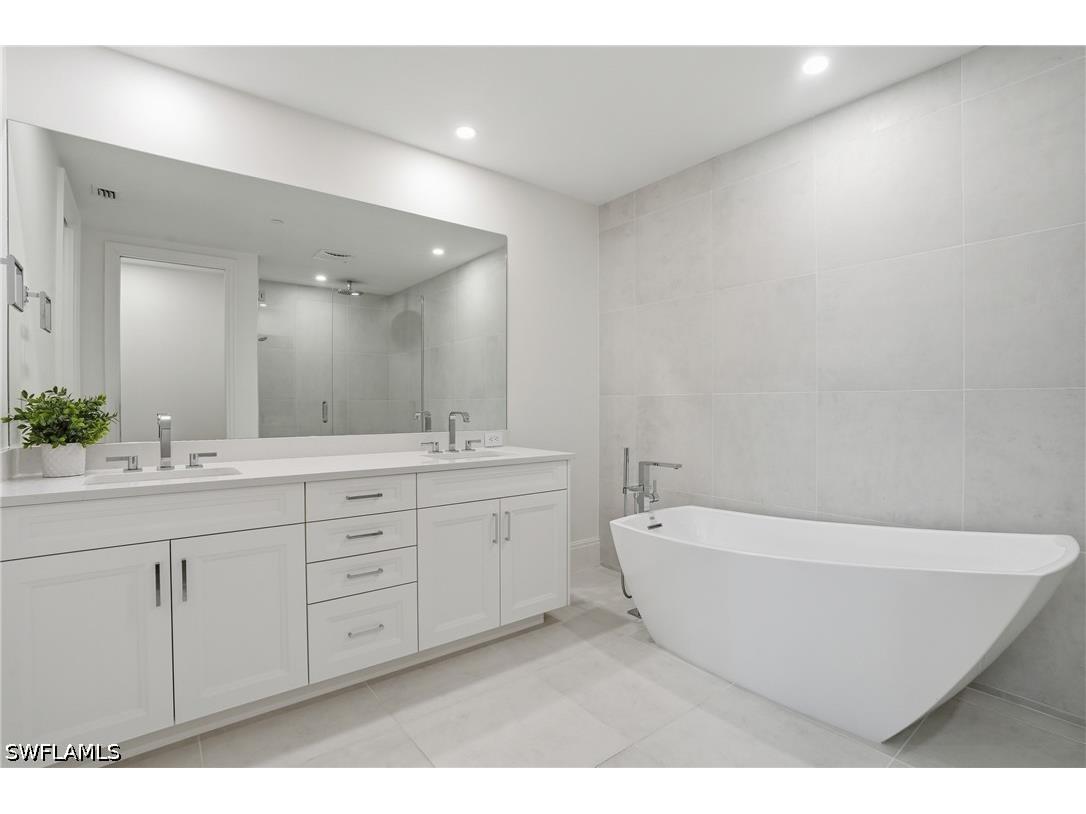 1130 3rd Avenue S #109 Naples FL 34102 226019330 image18