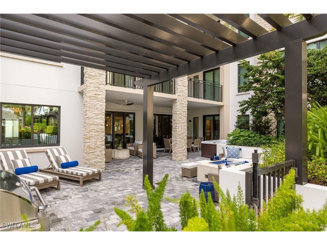 1130 3rd Avenue S #208 Naples FL 34102 225073062 image3