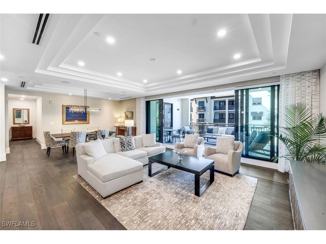 1130 3rd Avenue S #405 Naples FL 34102 226005151 image1