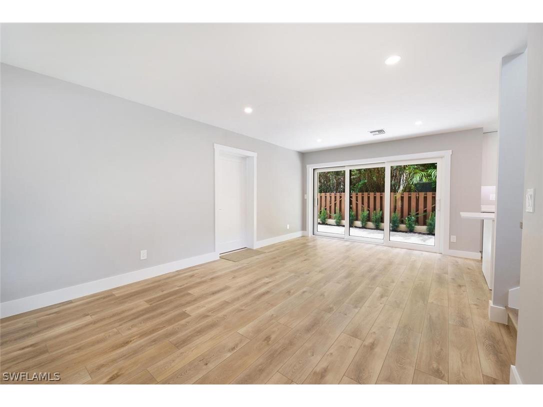 1130 5th Street S #B Naples FL 34102 226012591 image3