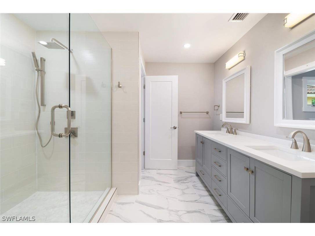 1130 5th Street S #B Naples FL 34102 226012591 image9