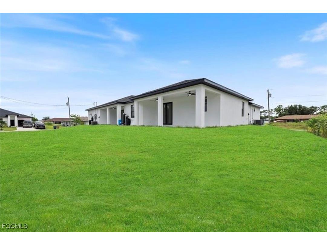 1130 Ivan Avenue S Lehigh Acres FL 33973 2026005868 image5