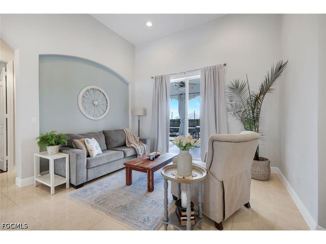 1130 NW 14th Terrace Cape Coral FL 33993 2026026595 image5
