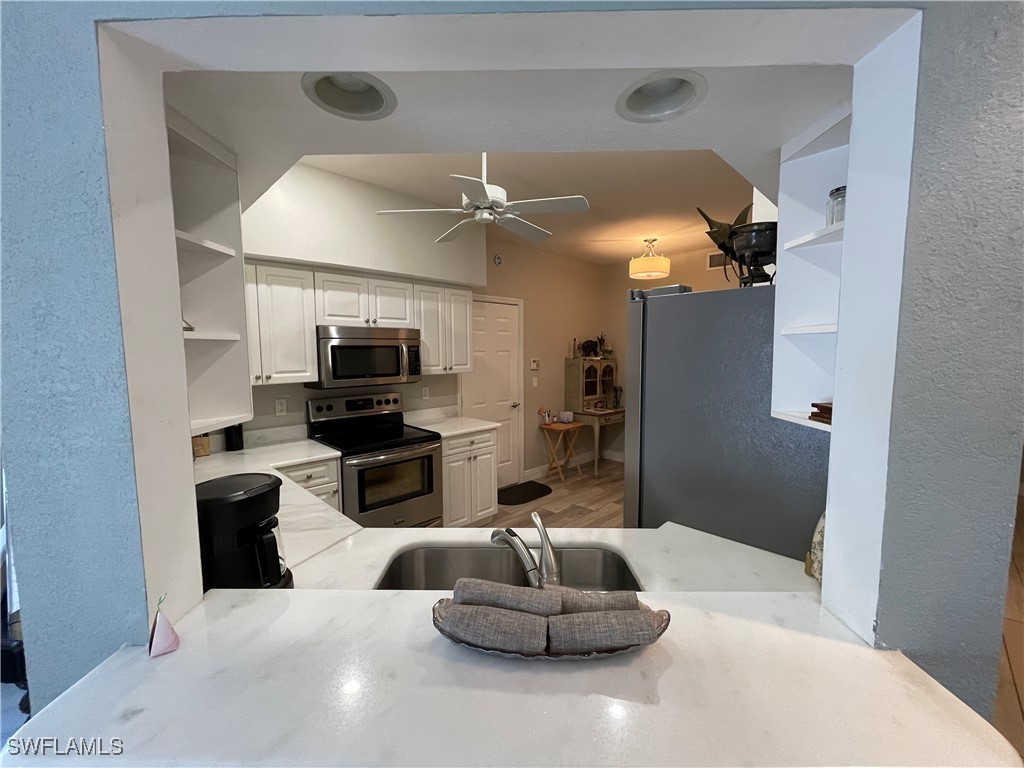 1130 Partridge Circle #102 Naples FL 34104 226005236 image9