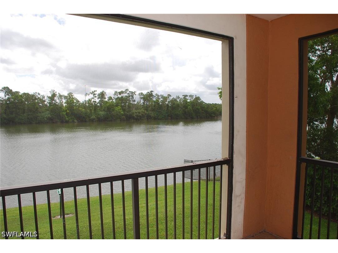 1130 Reserve Way #208 Naples FL 34105 226018910 image3