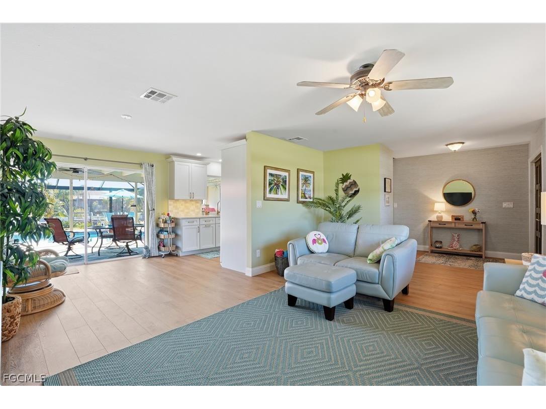 1130 SE 36th Street Cape Coral FL 33904 2026009409 image3