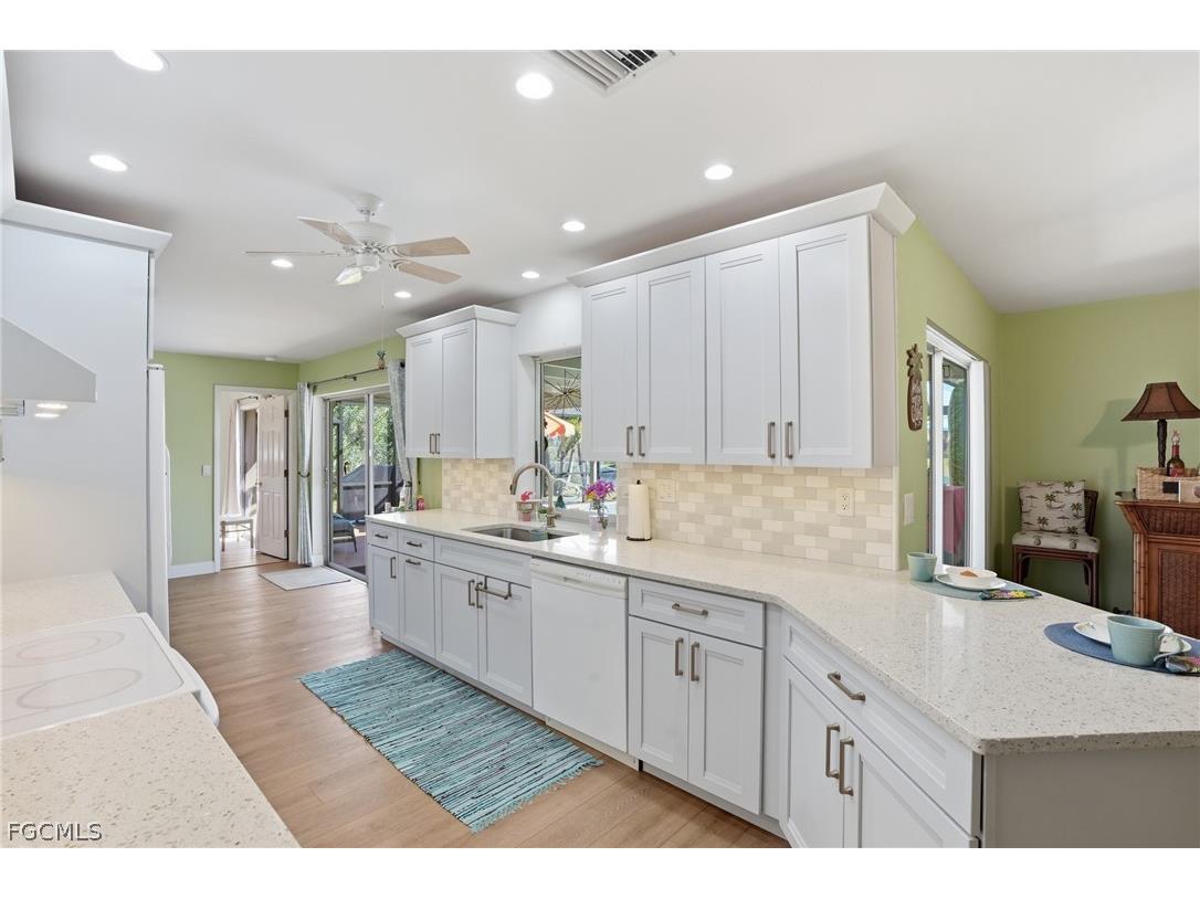 1130 SE 36th Street Cape Coral FL 33904 2026009409 image9