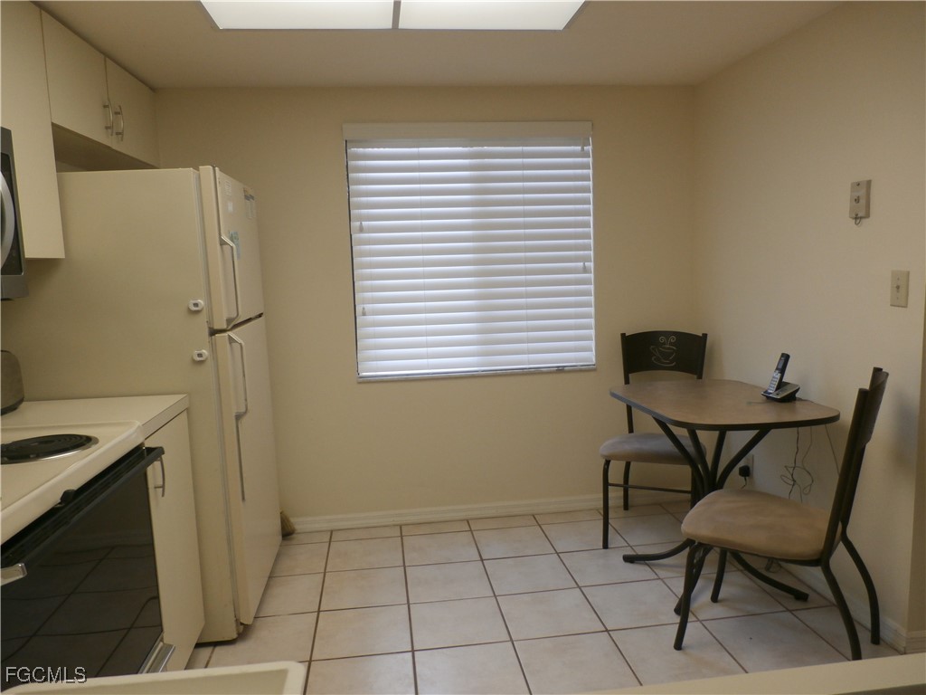 11300 Caravel Circle #210 Fort Myers FL 33908 2025000368 image5