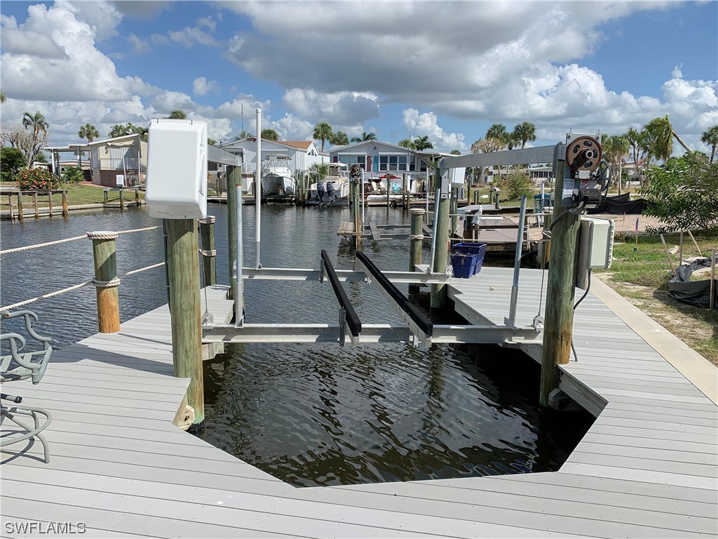 11300 Dogwood Lane Fort Myers Beach FL 33931 223083277 image1