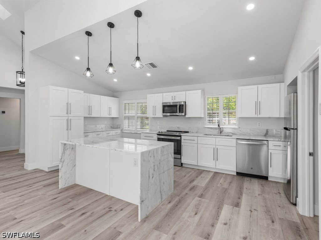 1131 Crayton Road Naples FL 34102 226015322 image10