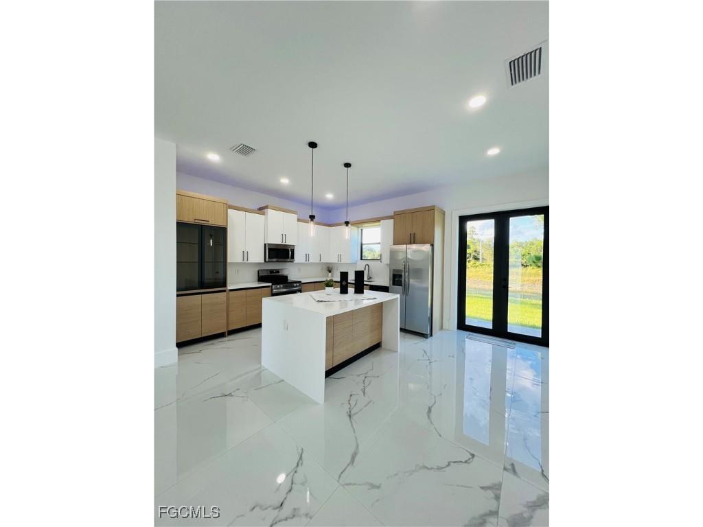 1131 Fogia Street E Lehigh Acres FL 33974 2025013284 image6