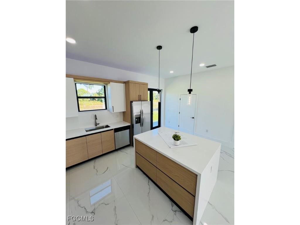 1131 Fogia Street E Lehigh Acres FL 33974 2025013284 image9