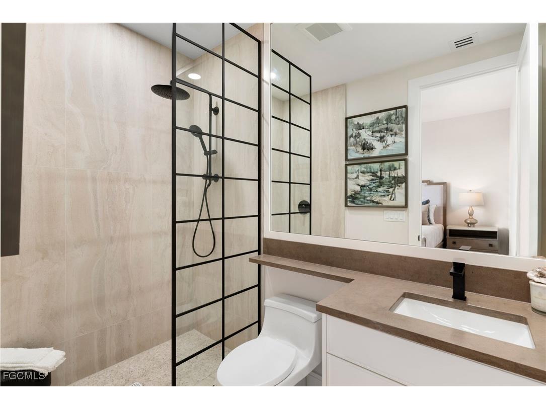 1131 Swallow Avenue #PH-1 Marco Island FL 34145 2026003529 image19