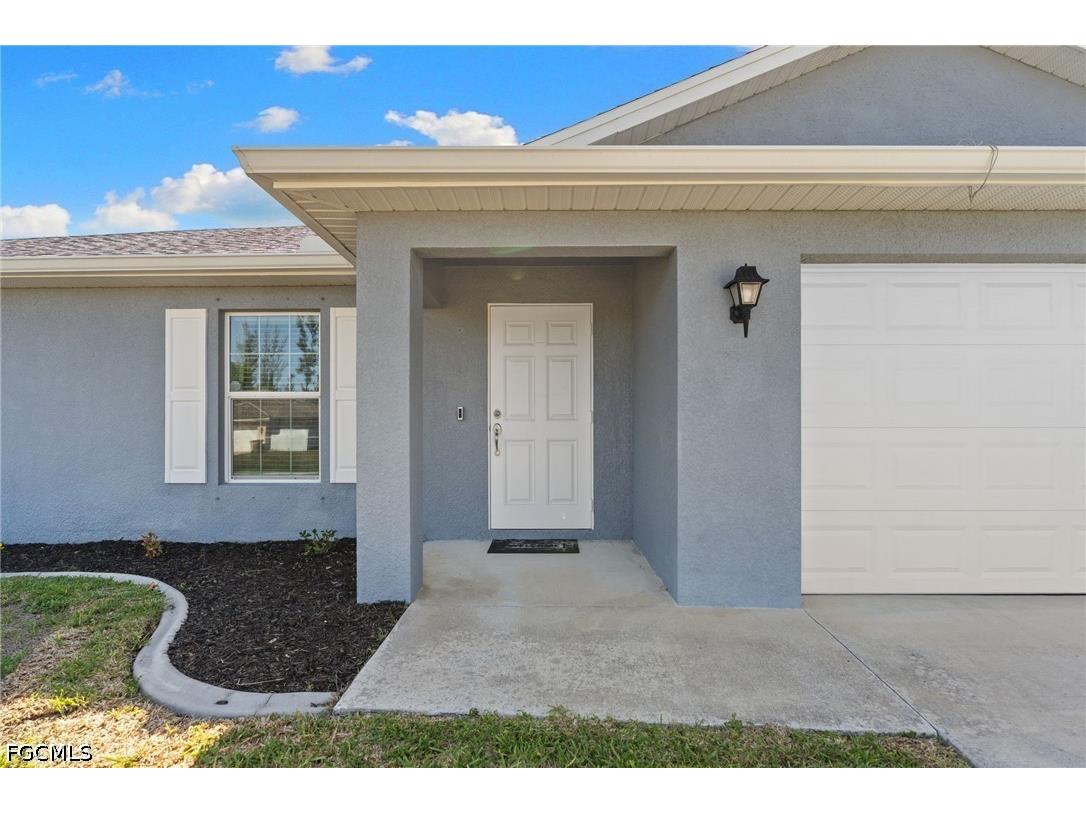 1132 NW 20th Place Cape Coral FL 33993 2026018597 image2