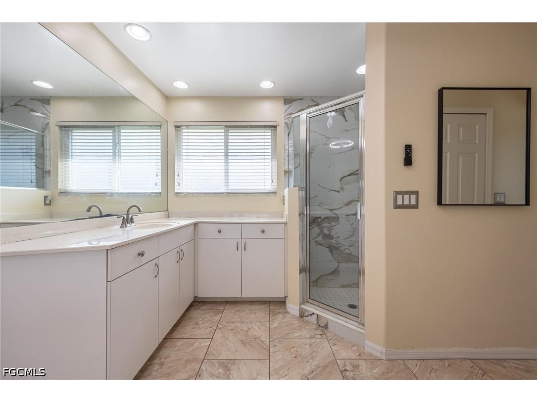 1132 SE 32nd Terrace Cape Coral FL 33904 2026030093 image23