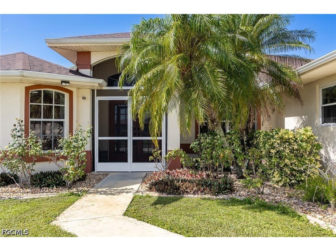 1132 SE 32nd Terrace Cape Coral FL 33904 2026030093 image4