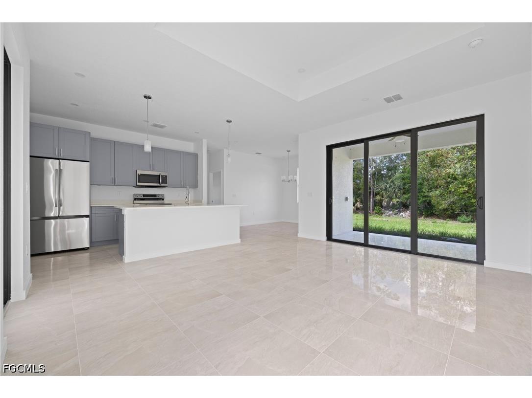 1133 Alvin Avenue Lehigh Acres FL 33971 2026017649 image3