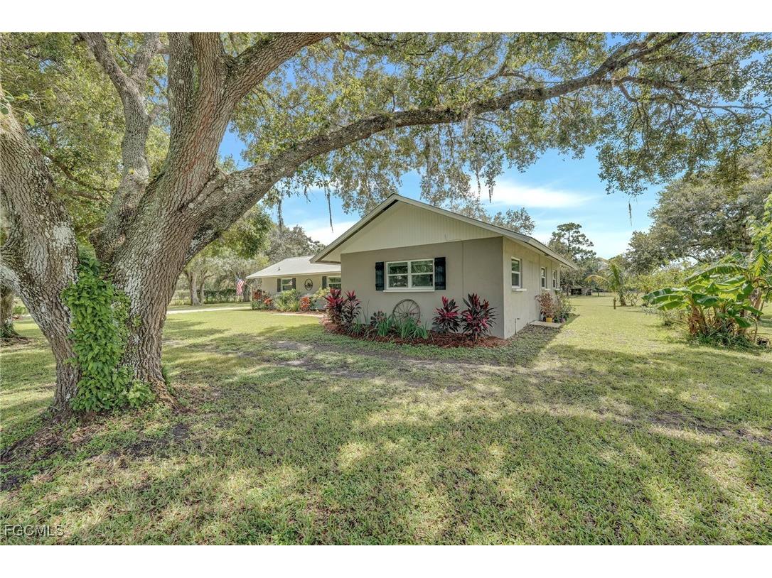 1133 Crescent Avenue Labelle FL 33935 2025002781 image48