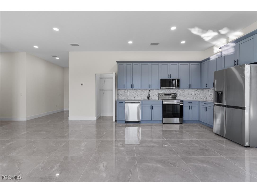 1134 Cumming Street E Lehigh Acres FL 33974 2025021608 image8