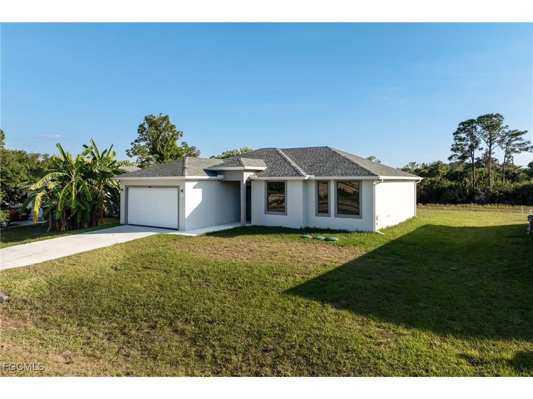 1134 Cumming Street E Lehigh Acres FL 33974 2026001693 image2
