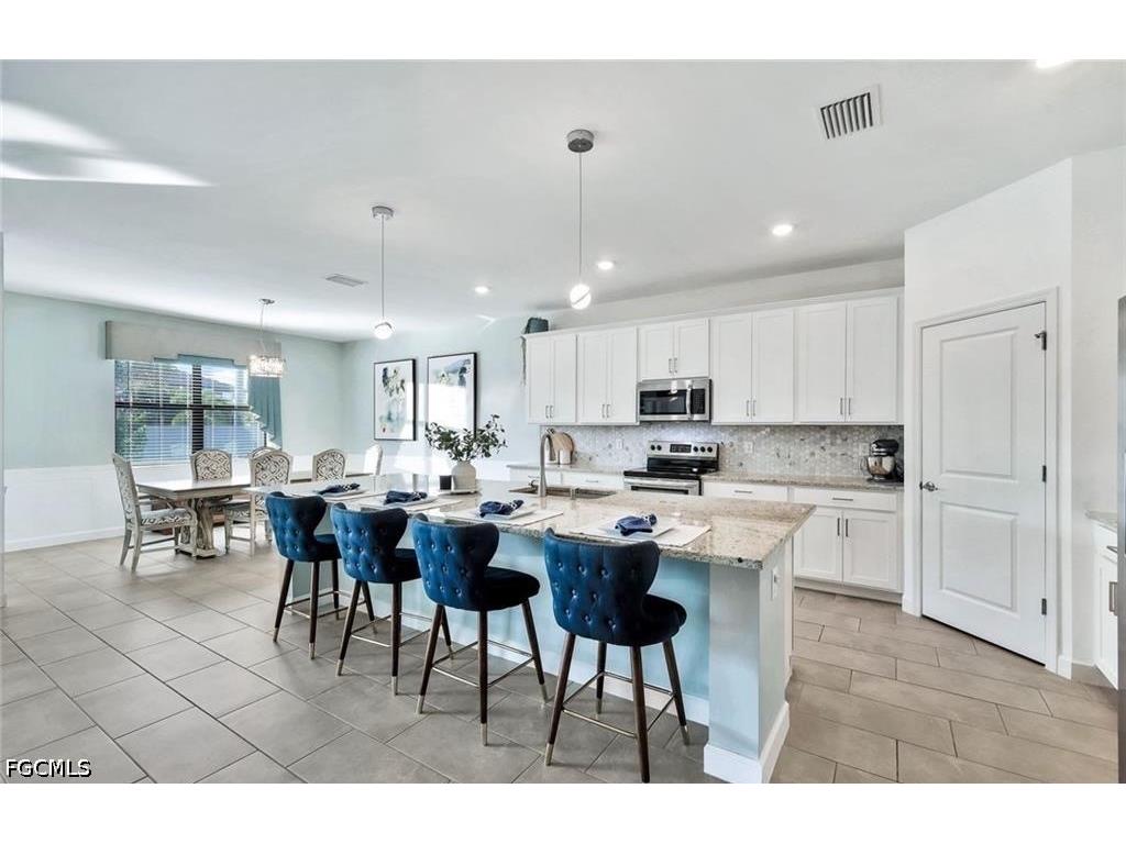 11348 Canopy Loop Fort Myers FL 33913 2026026122 image8