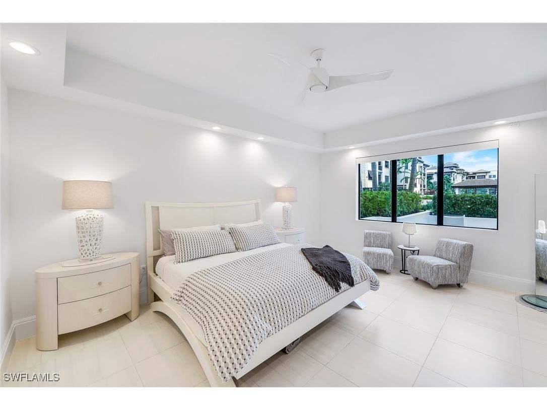 1135 3rd Avenue S #210 Naples FL 34102 226002884 image17
