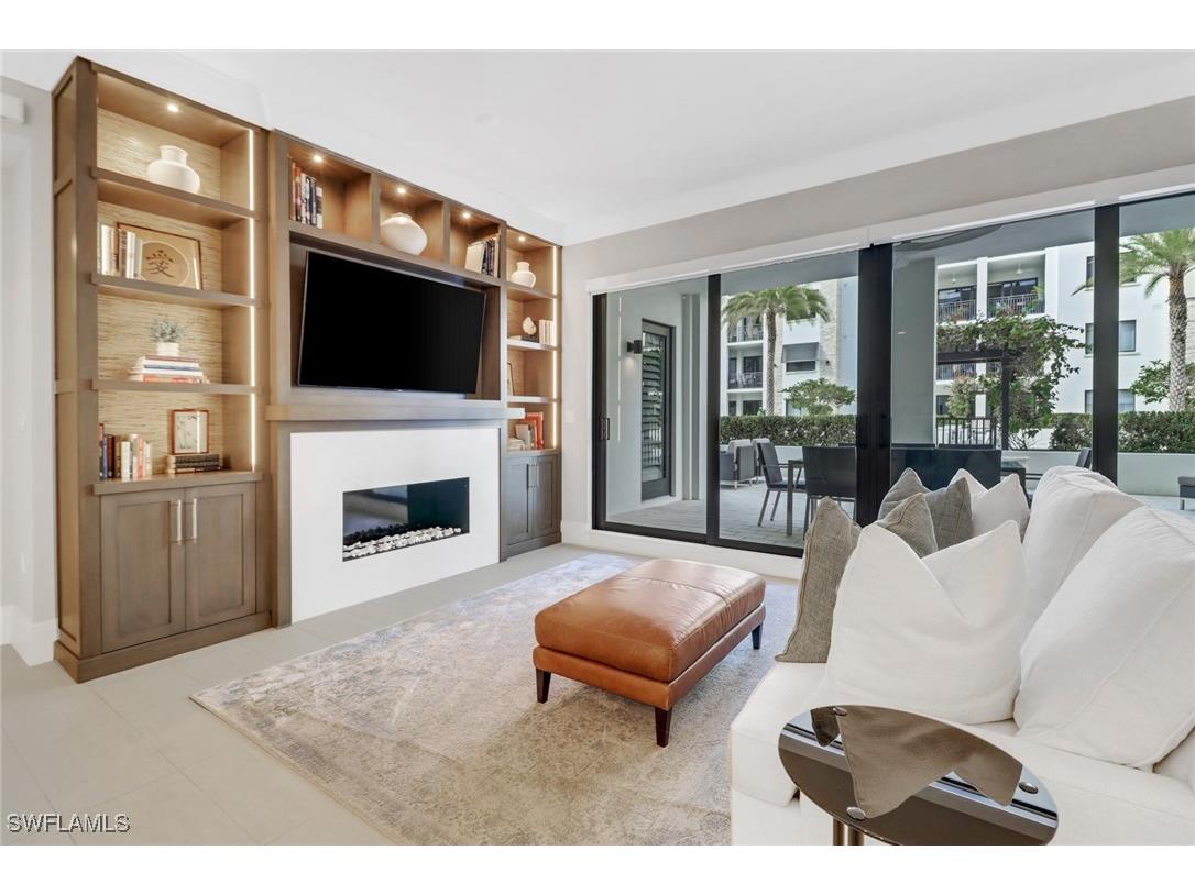 1135 3rd Avenue S #216 Naples FL 34102 225010058 image1