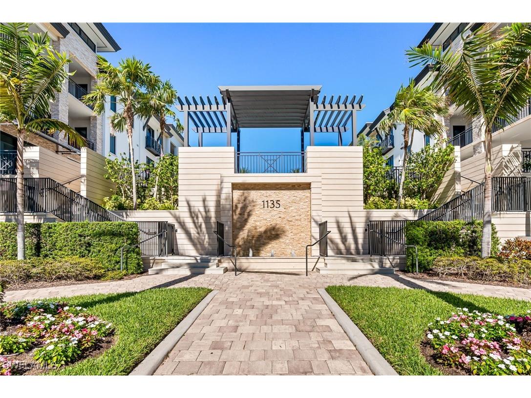 1135 3rd Avenue S #306 Naples FL 34102 224036069 image1