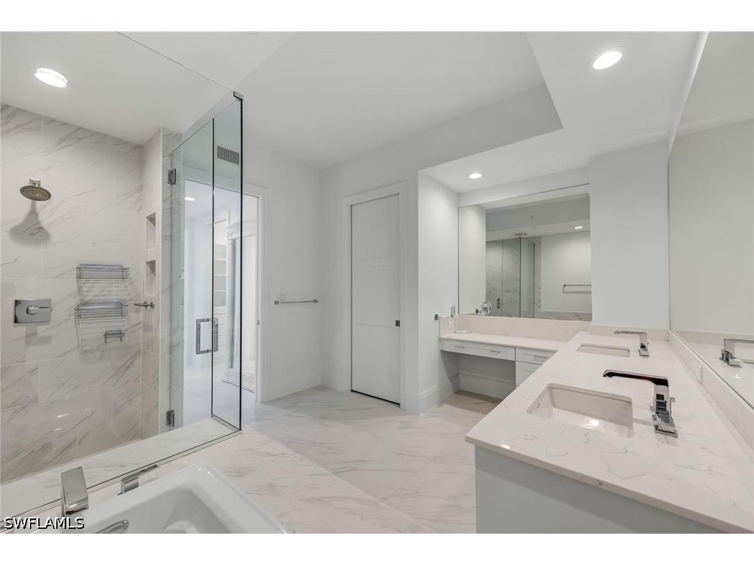 1135 3rd Avenue S #318 Naples FL 34102 226025236 image12