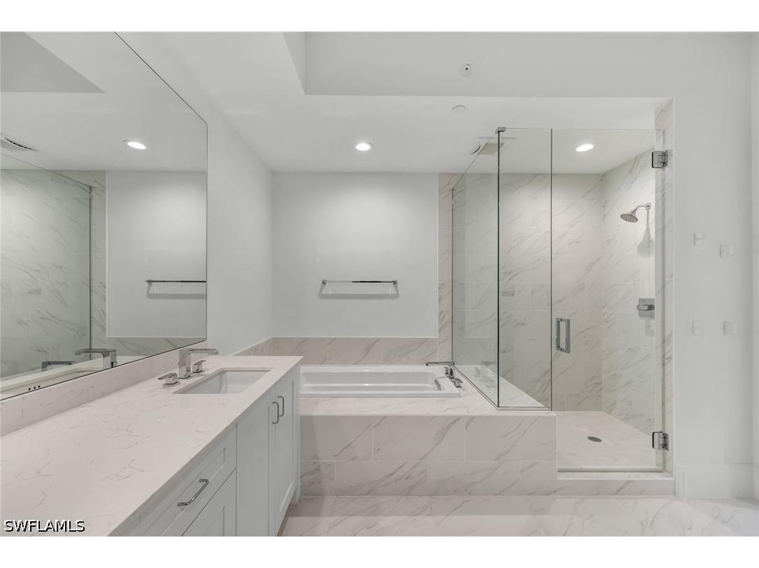 1135 3rd Avenue S #318 Naples FL 34102 226025236 image13