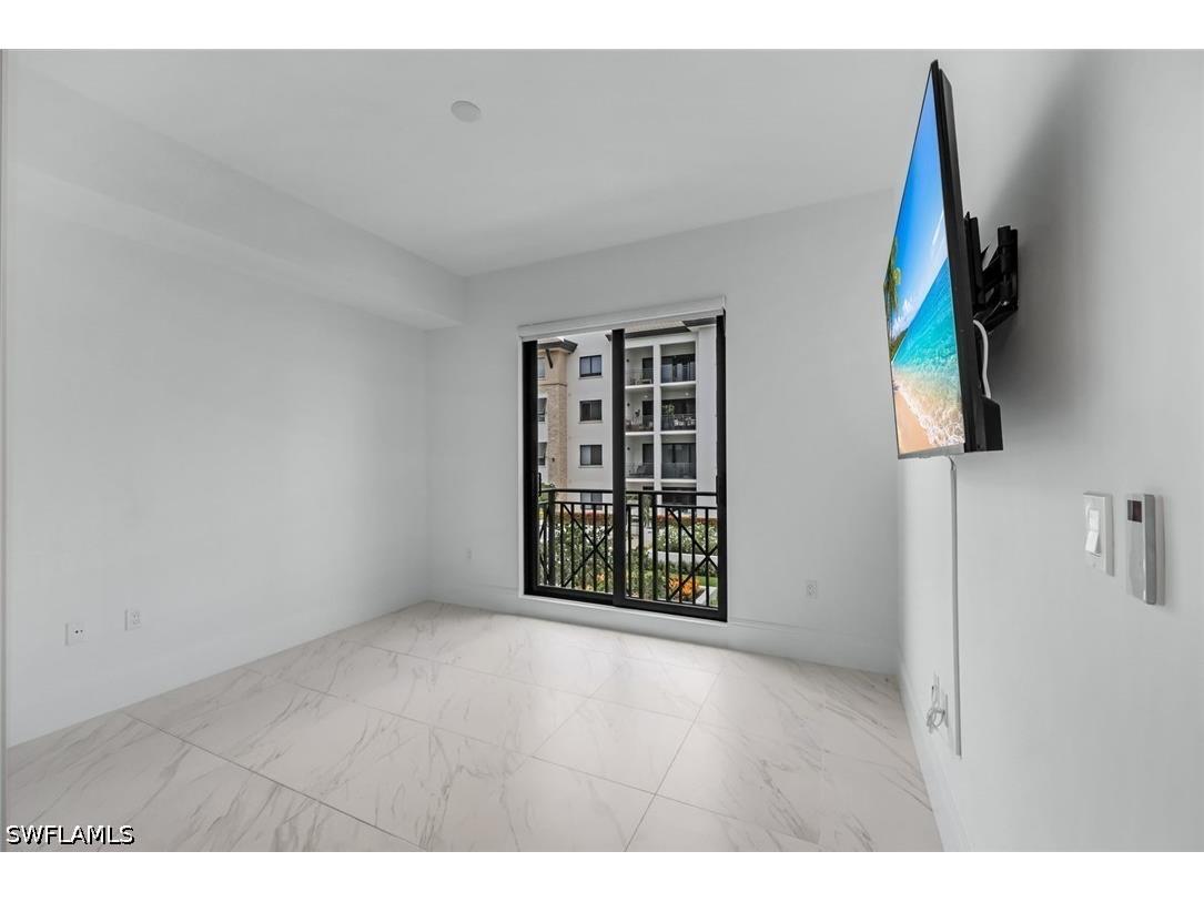 1135 3rd Avenue S #318 Naples FL 34102 226025236 image16