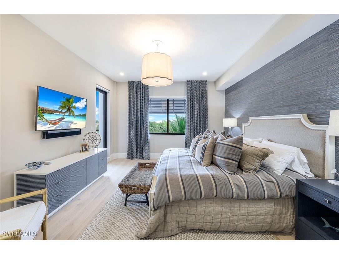 1135 3rd Avenue S #319 Naples FL 34102 225068734 image8