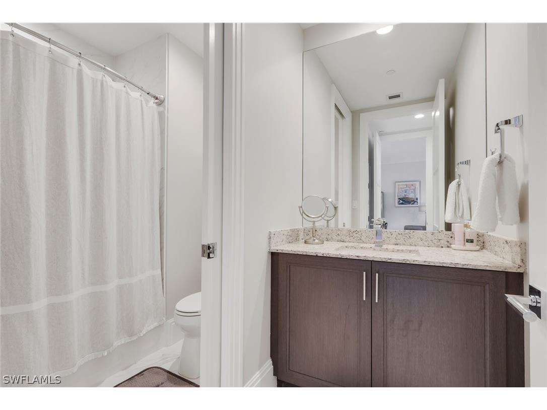 1135 3rd Avenue S #403 Naples FL 34102 226006621 image18