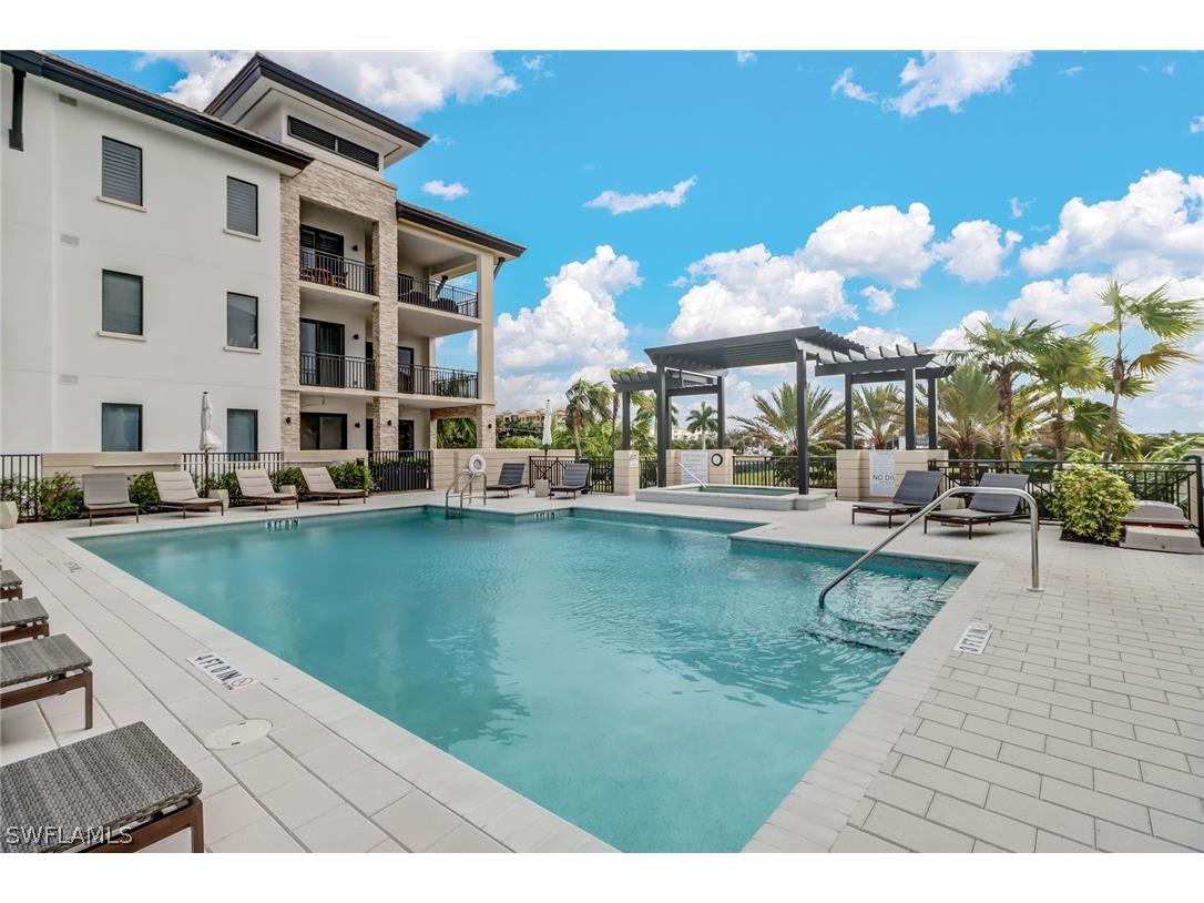 1135 3rd Avenue S #403 Naples FL 34102 226006621 image22
