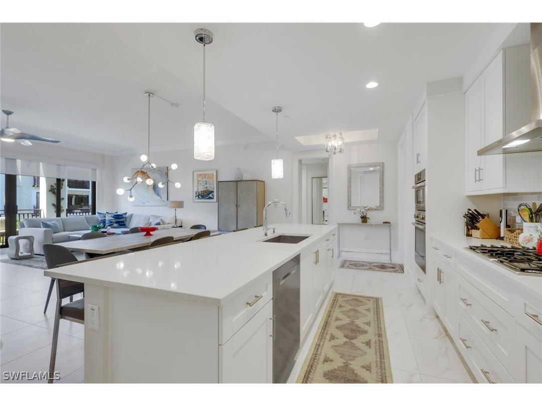 1135 3rd Avenue S #403 Naples FL 34102 226006621 image7
