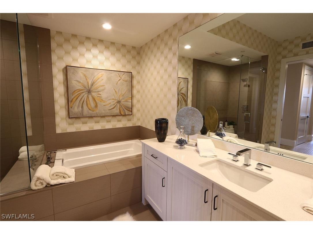1135 3rd Avenue S #517 Naples FL 34102 226006600 image15