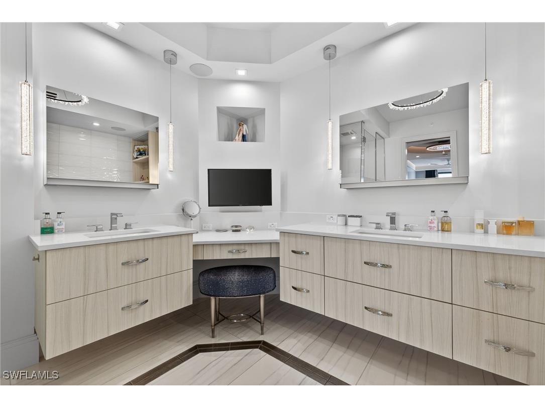 1135 3rd Avenue S #521 Naples FL 34102 225078438 image16