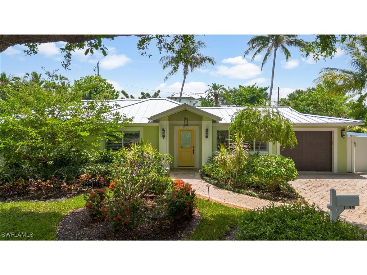 1135 7th Street S Naples FL 34102 224091902 image1
