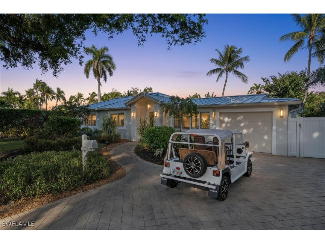 1135 7th Street S Naples FL 34102 225077860 image2