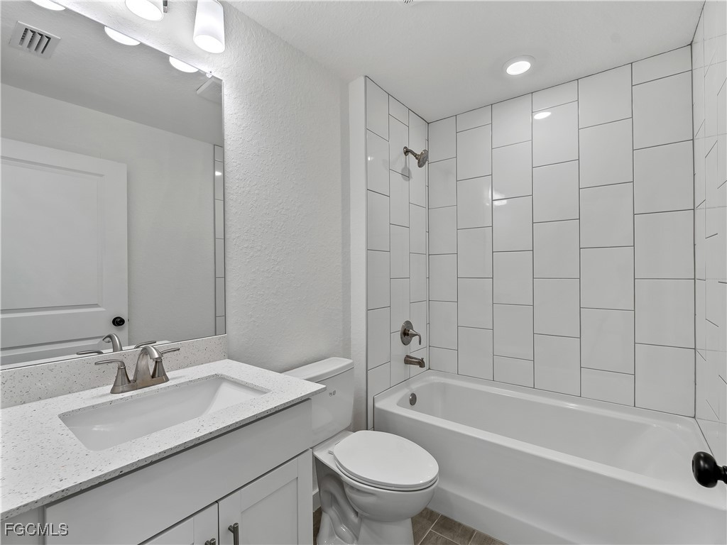 1135 Augusta Street E Lehigh Acres FL 33974 2025000207 image25