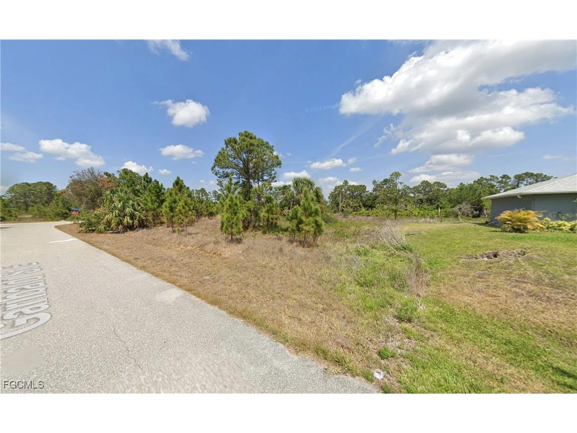 1135 Garibaldi Street E Lehigh Acres FL 33974 2025019602 image2