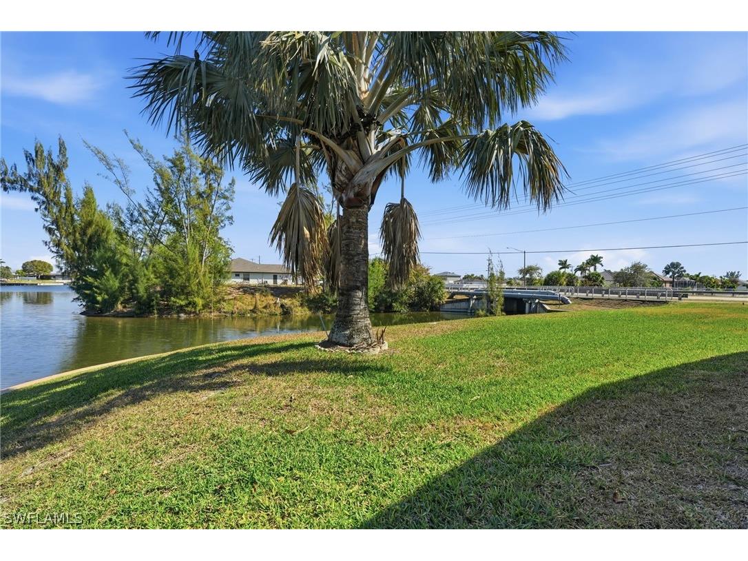 1135 Gleason Parkway #104 Cape Coral FL 33914 226006839 image4
