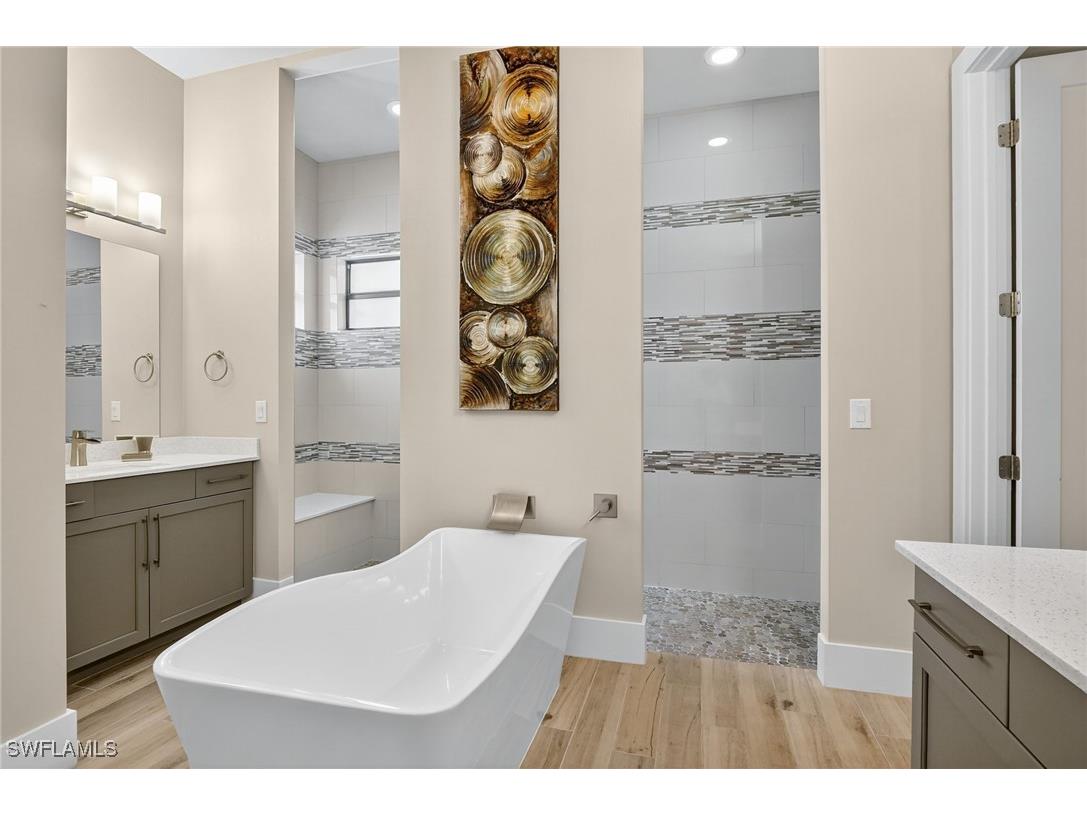 1135 Lorraine Court Cape Coral FL 33904 225072698 image28