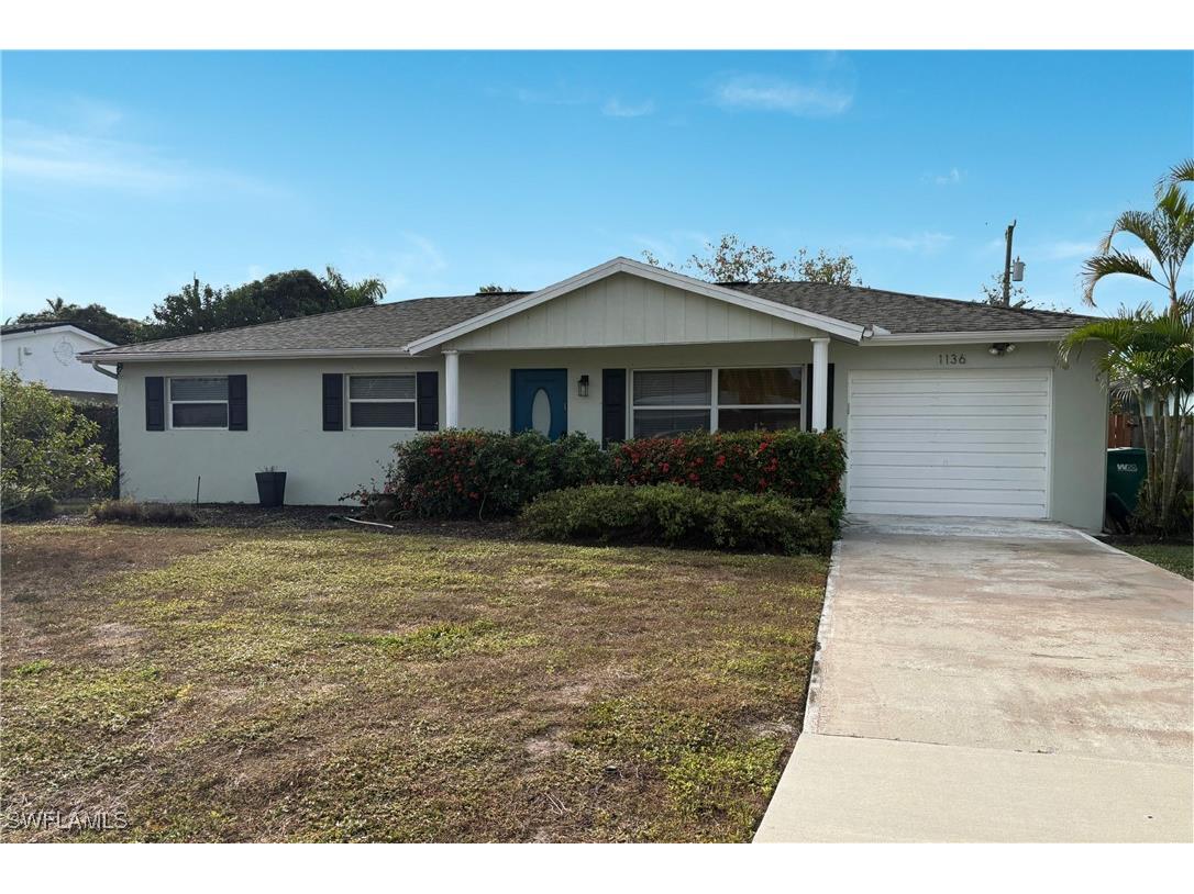 1136 Illinois Drive Naples FL 34103 225081727 image1