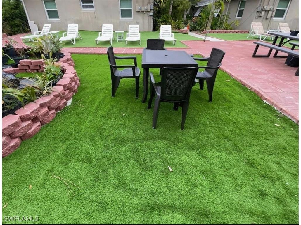 1136 Michigan Avenue Naples FL 34103 225084130 image1