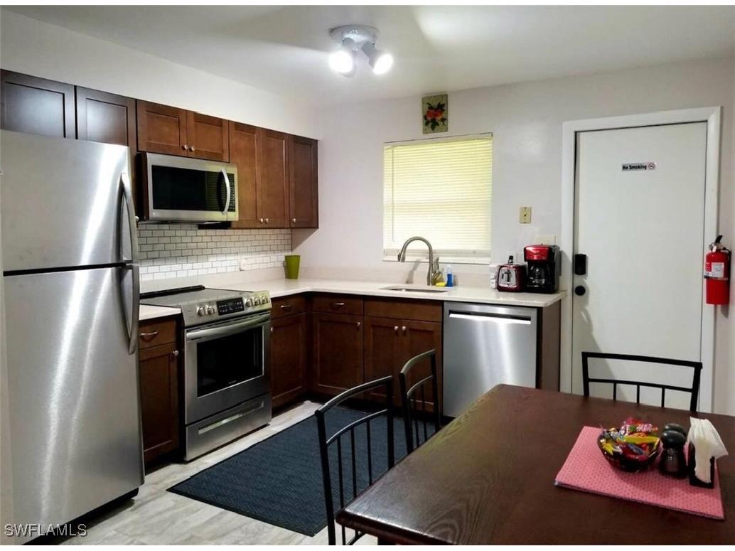 1136 Michigan Avenue Naples FL 34103 225084130 image3