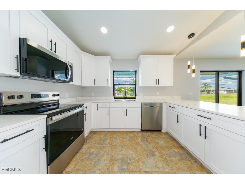 1136 Yachtsman Lane Punta Gorda FL 33983 2025017025 image25