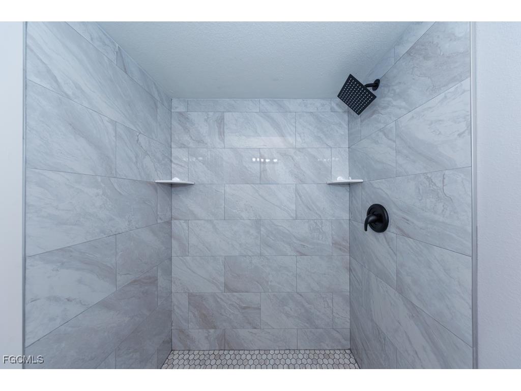 1136 Yachtsman Lane Punta Gorda FL 33983 2025017025 image29