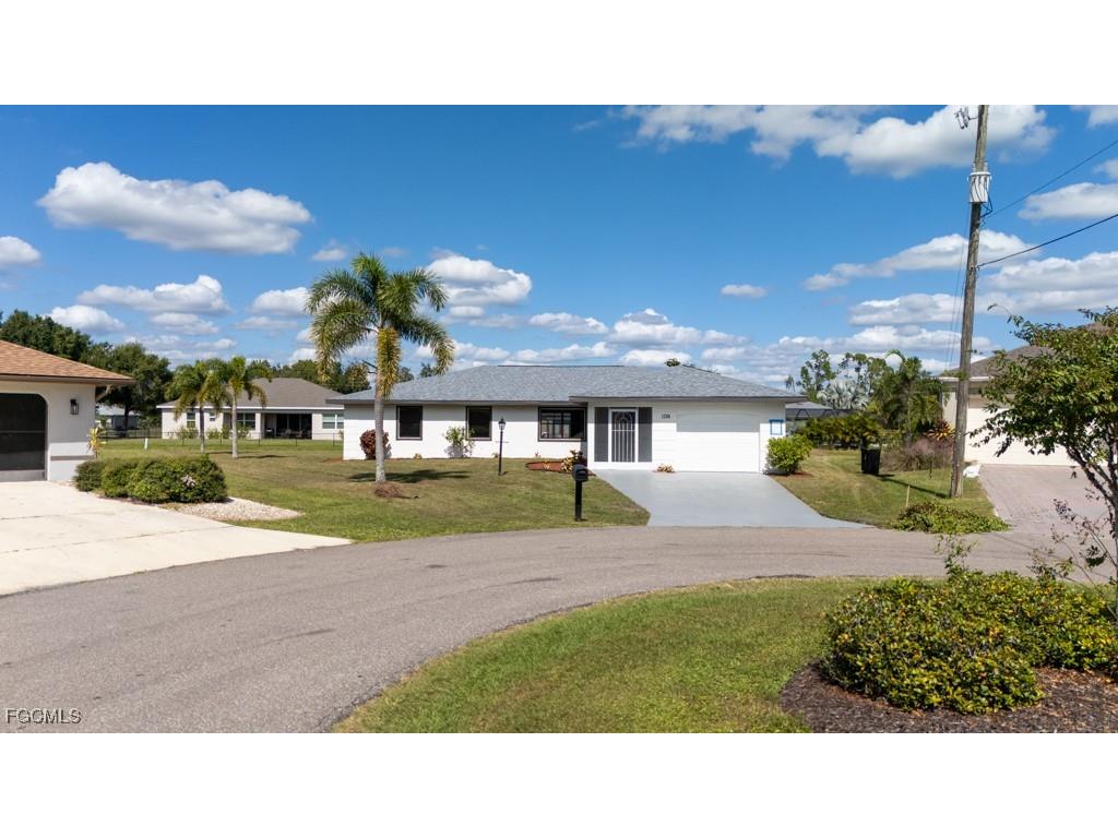 1136 Yachtsman Lane Punta Gorda FL 33983 2025017025 image3