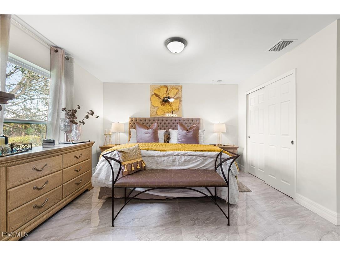 1137/1139 Edgerton Avenue Lehigh Acres FL 33974 2026002873 image16